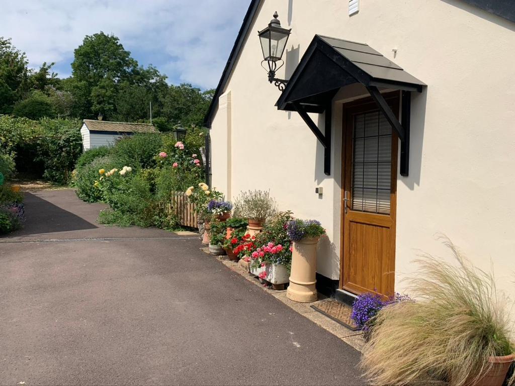 Newton Farmhouse Whiteparish エクステリア 写真